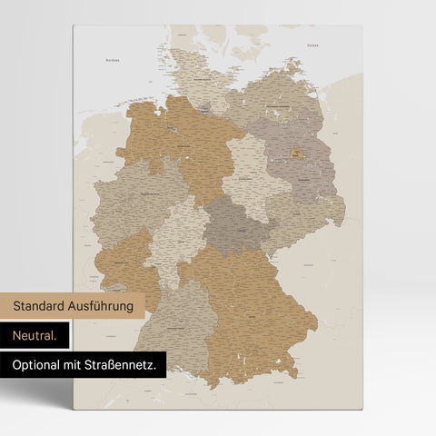 Neutrale und schlichte Standard-Ausführung einer Deutschland-Karte als Pinn-Leinwand in Multicolor Beige