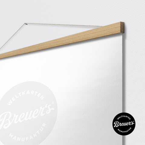 Magnetische Posterleiste aus Holz in Eiche hell, passend für unsere Weltkarten Premium Poster und Magnet-Poster