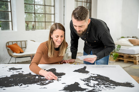 Pinnen und Planen von Reisezielen mithilfe der Weltkarte als Pinn-Leinwand