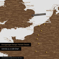 Europa Landkarte in Braun als Leinwand zum Pinnen zeigt einen Ausschnitt von England, Frankreich und Belgien mit vielen Details wie Nationalparks, Flüssen und zahlreichen kleinen Orten und Städten, die teilweise mit Pins markiert sind