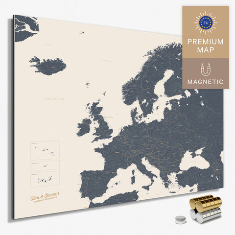 Magnetische Europakarte in der Farbe Navy Light in einem modernen, minimalistischem Design als Magnetboard zum Pinnen und Markieren von Reisezielen kaufen