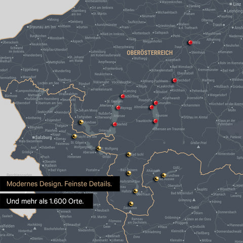 Ausschnitte einer Österreichkarte mit dem Salzkammergut und der Steiermark als Pinn-Leinwand in Denim Blue mit 1.600 Orten