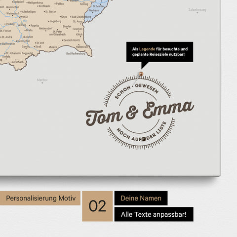 Pinnwand Leinwand einer politischen Österreichkarte in Farbe Multicolor Atlas mit personalisiertem Eindruck von Namen und einer Legende zum Markieren