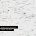 Ausschnitte einer Schweizkarte in der Region Freiburg und Thunersee als Pinn-Leinwand in Dunkelgrau mit 1.400 Orten