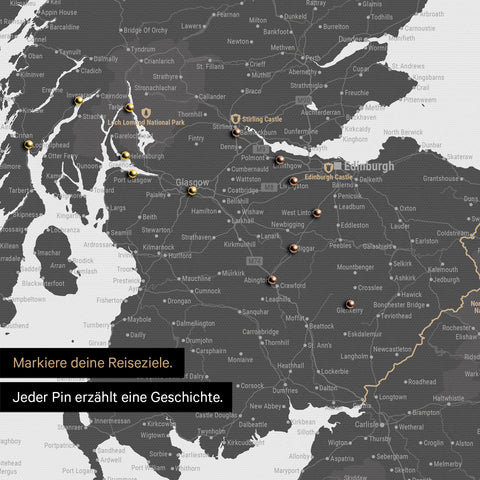 Detail einer England-Karte als Pinn-Leinand in Farbe Light Gray mit Kartenausschnitt von Schottland
