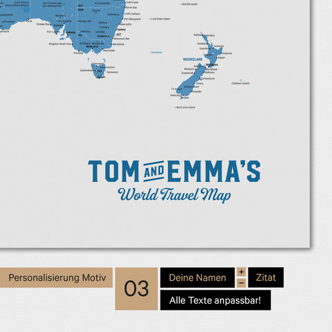 Weltkarte in Farbe Blau mit einem Vintage-Logo als moderne Personalisierung