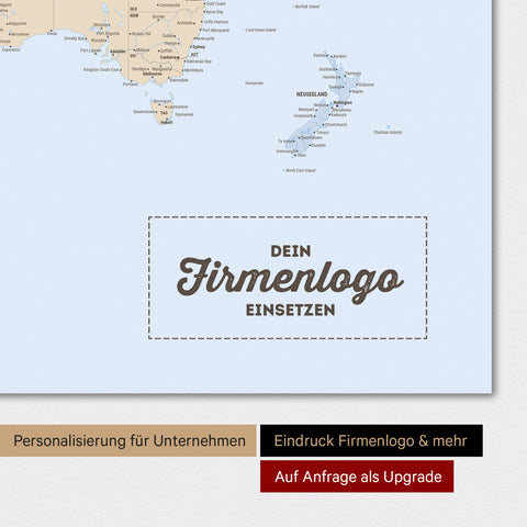 Weltkarte als Magnettafel in Multicolor Atlas mit Eindruck eines Firmenlogos