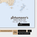 Politische Weltkarte in Farbe Multicolor Atlas mit Personalisierung als Familien-Logo